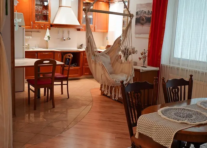 Lumiere * وارسو